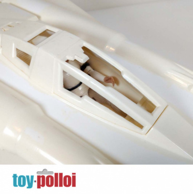 buck_rogers_starfighter_cockpit_glass_02_1468248090